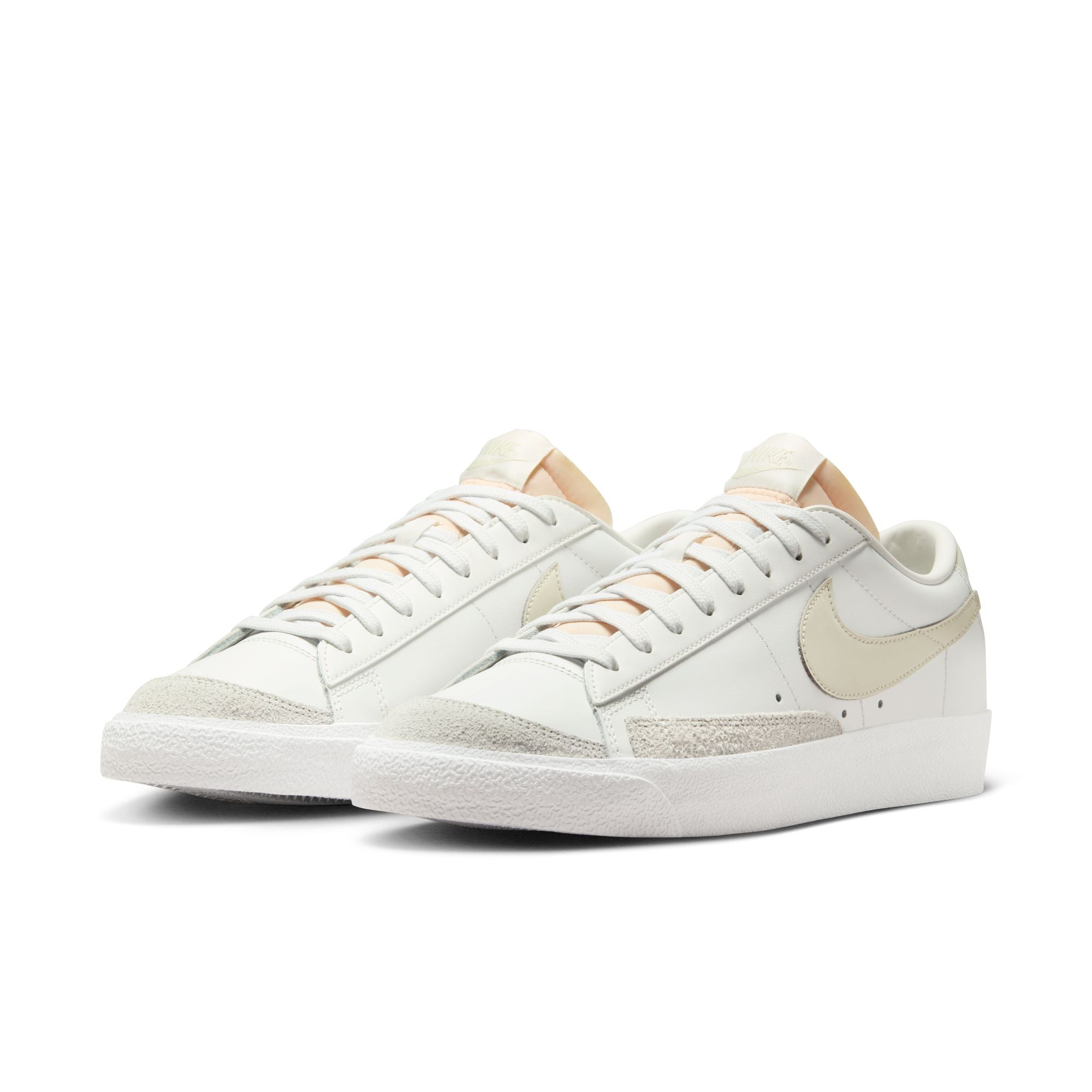 Nike Blazer Low 77 VNTG - Summit White/Sea Glass DA6364-110