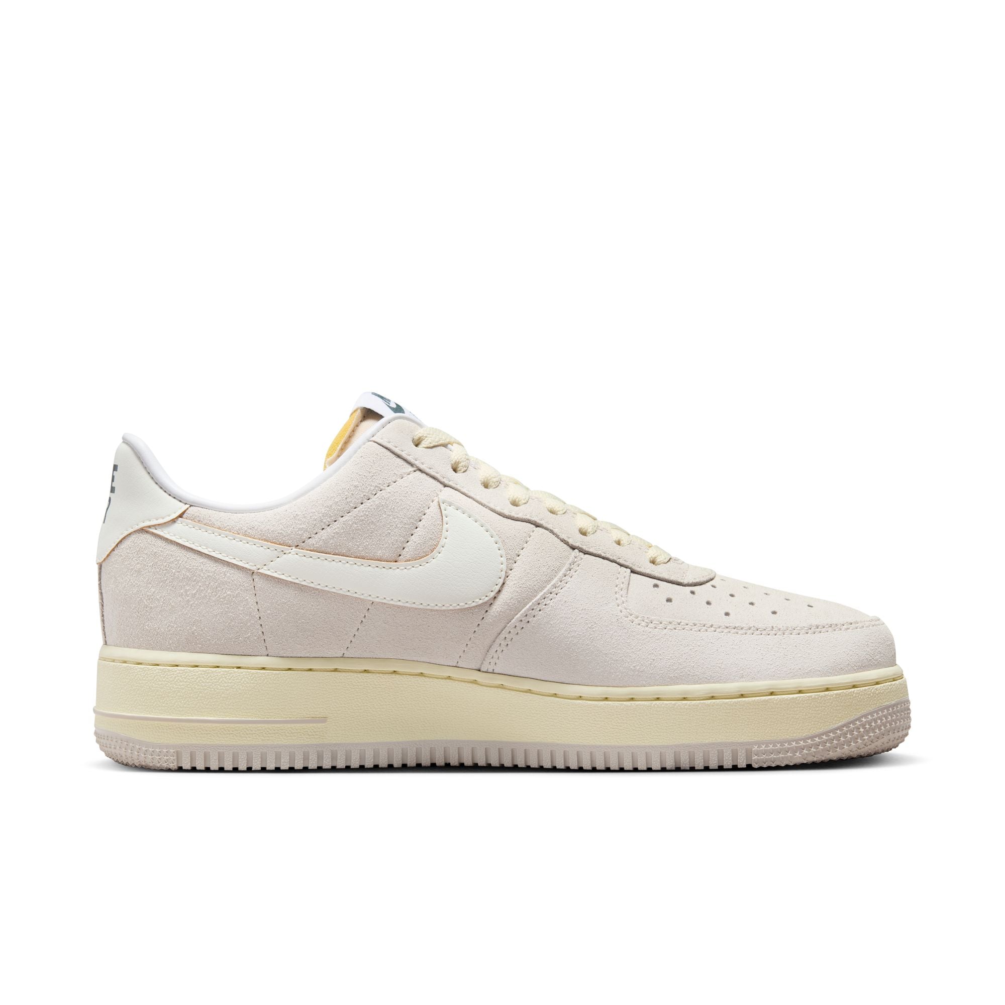 Nike force deals 1 beige