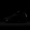 Nike Shox R4 - Black / Black-Black