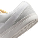 Nike Blazy - White / Summit White - Sail