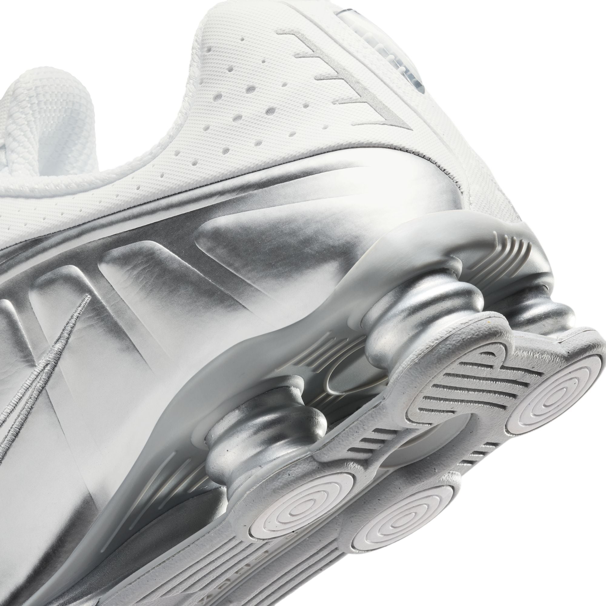 Nike Shox R4 SE - Metallic Silver – Stomping Ground