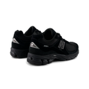 New Balance 2002R - Black / Black