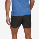 PATAGONIA M's Strider Pro Shorts 5" BLACK
Patagonia's most technical running short. Fast-drying, light and built for long missions when utility is critical. Inseam is 5". Fair Trade Certified™ sewn.