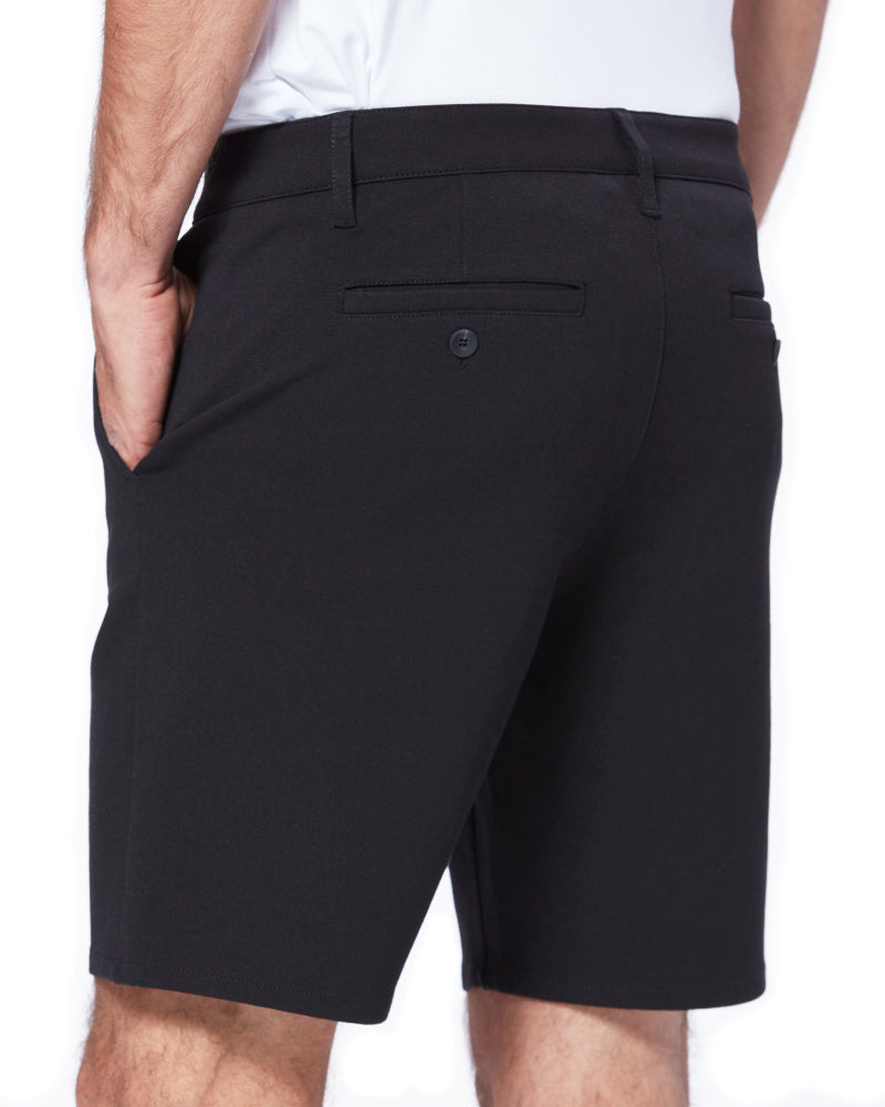 Rickson BLACK

These trouser shorts are an ideal mix of casual and dress. Cut from Paige&#39;s TRANSCEND KNIT, this pair has an extra soft fit with high-quality stretch. They’re expertly detailed with tonal threading, slim pockets, and rubberized metal buttons in a classic black. PAIGE