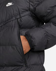 NSW Storm-Fit Windrunner BLACK
Stay warm, stay dry and look your best in the elements in the Windrunner Parka. We gave it Storm-FIT weather protection and PRIMALOFT ® Thermoplume insulation, elevating its warmth, protection and comfort. The matte shell outer fabric sheds rain, while the fill helps keep your climate controlled so you can take to the snow-covered streets with confidence.

Colour Shown: Black/Black/Sail
Style: DR9609-010
 NIKE
