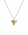 Shark Tooth Pendant Gold GOLD VERMEIL
Navigate life head-on with the protection of our Shark Tooth Pendant Necklace. Made in polished gold vermeil and hangs on a 24-inch chain. MIANSAI