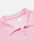 Vacation Polo - Terry Fleece PINK
Terry fleece towelling has a super soft, plush texture that is extremely comfortable to wear; it is a highly absorbent cloth, making it a great fabric for warmer climates.
• Single-piece collar.
• Straight hem.
• Small side vent.
• Back yoke with two small pleats.
• Two button-flap chest pockets.
• Fabric Content: 100% Cotton.
• Washcare: Wash at 30 degrees. Do not bleach. Do not tumble dry. Do not iron. Do not dry clean. Wash like colours together. UNIVERSAL WORKS